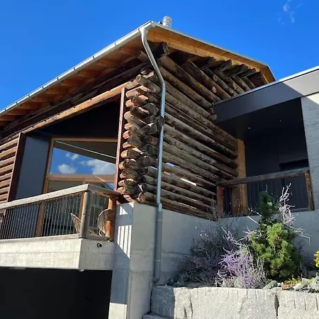 木屋 Stylish W/sauna: Alpine Escape *