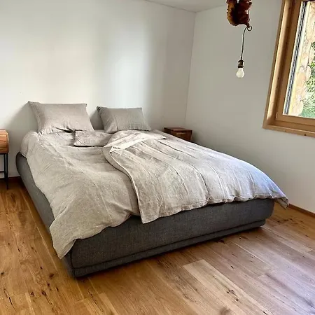 Stylish W/sauna: Alpine Escape Chalé Tinzen