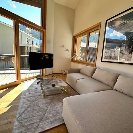 Stylish W/sauna: Alpine Escape